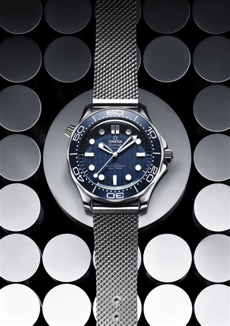 omega james bond watch 60th anniversary|omega seamaster James Bond blue.